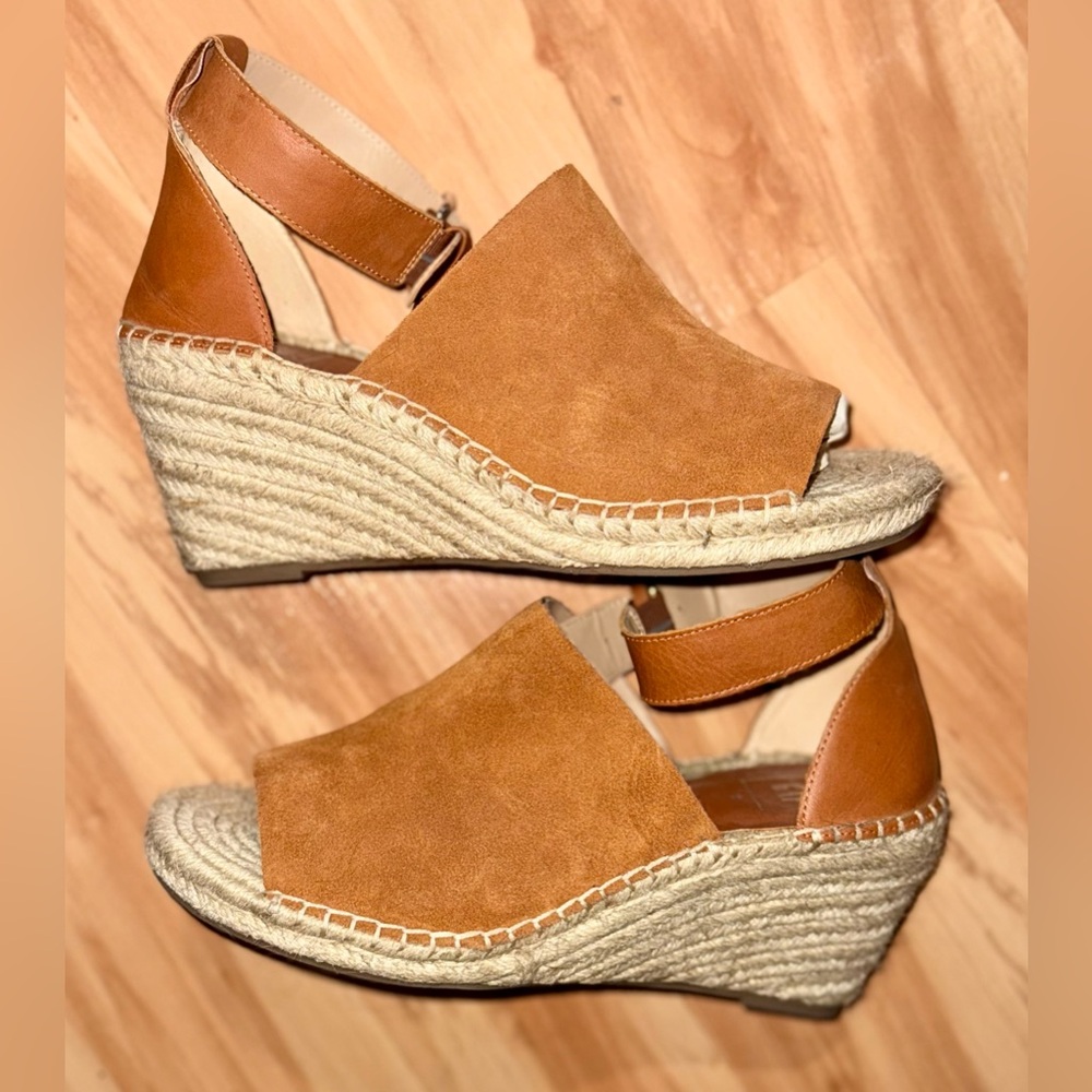 Like New Gap Suede Wedge Brown Espadrille Sandals!